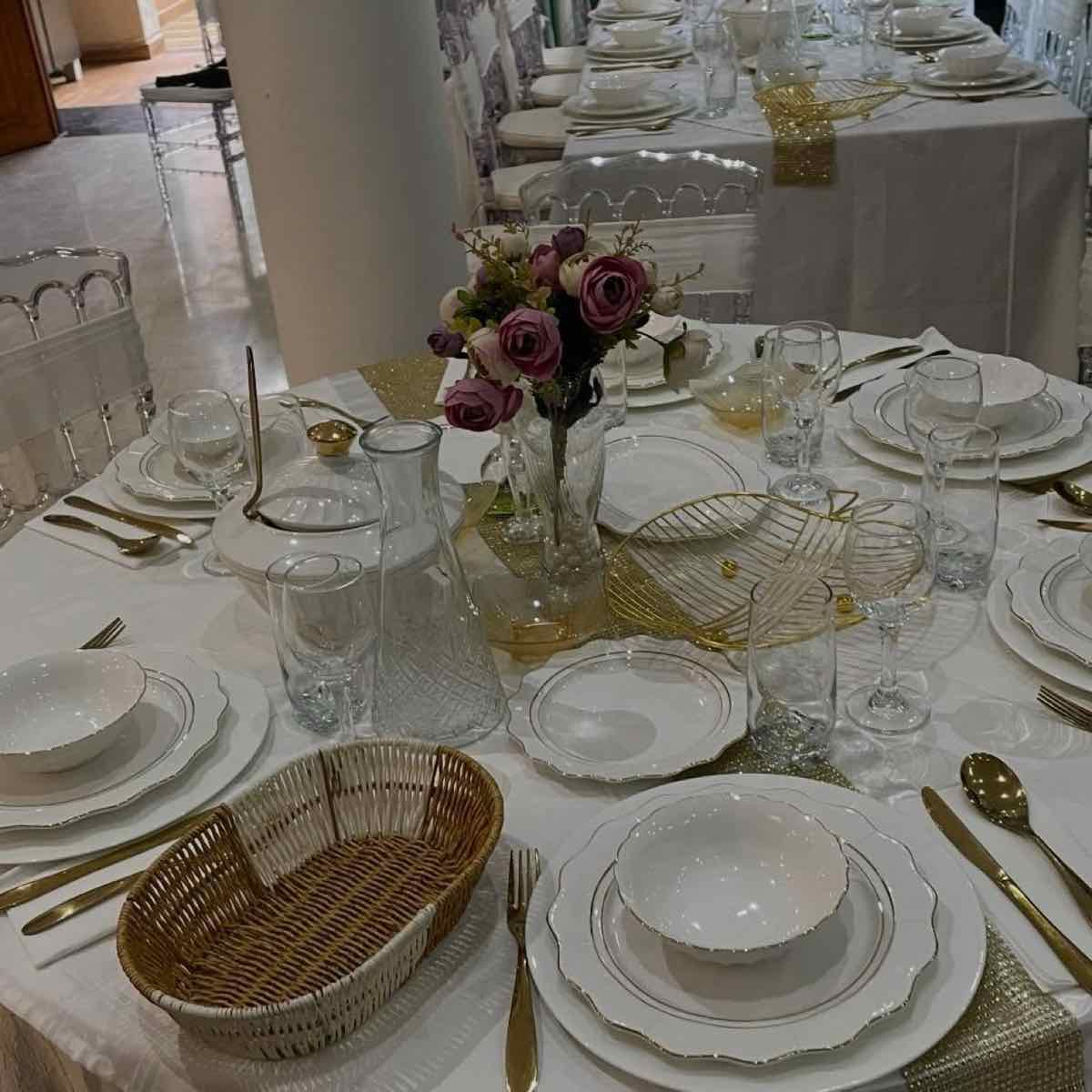Dressage de table