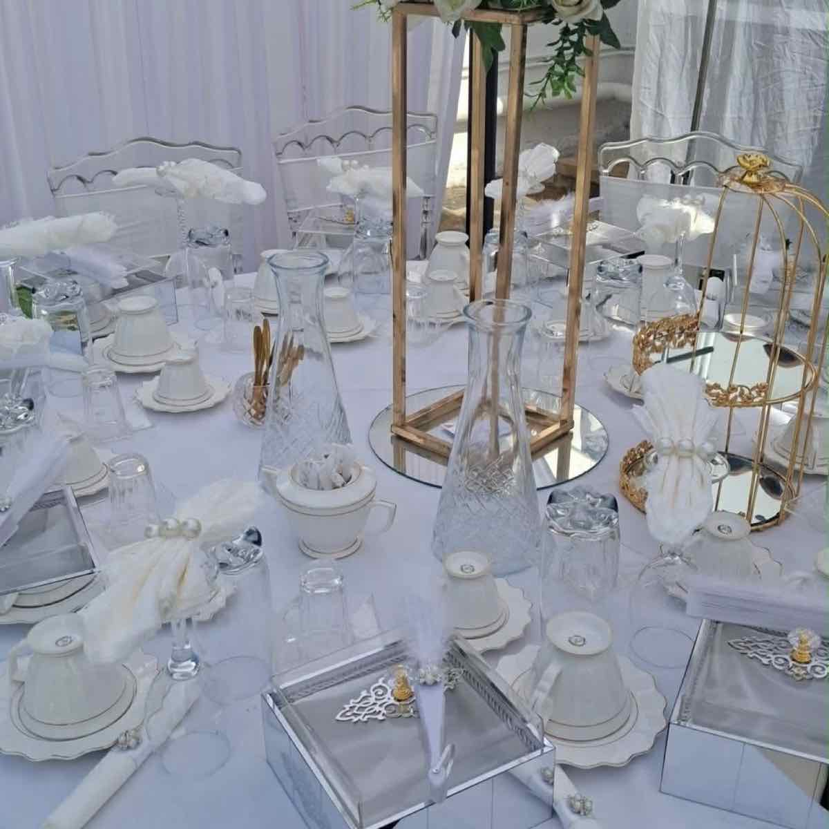 Chandeliers dorés
